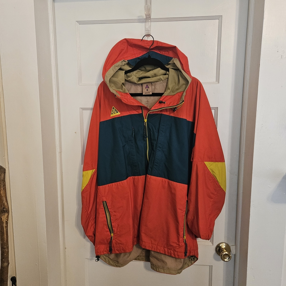Nike ACG Habanero/Teal/Yellow/Beige Performance Jacket